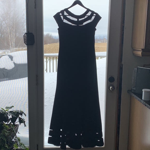 JS Collection, Size 10, Black dress. - Picture 2 of 9